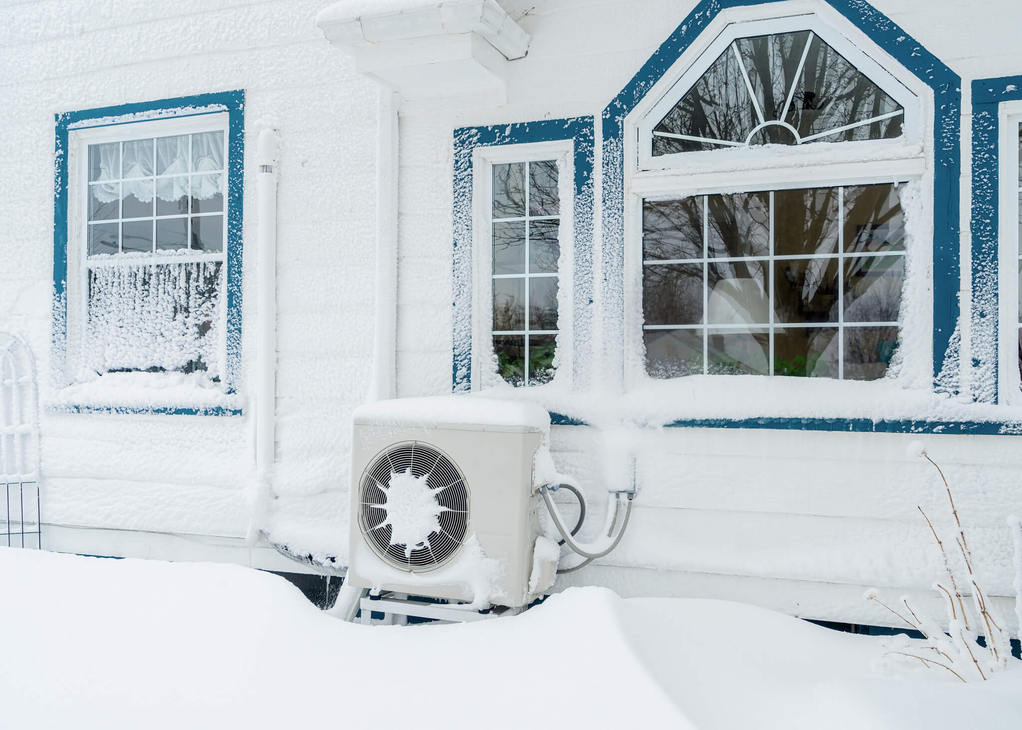 Common Heat Pump Problems Canadians Face in Winter